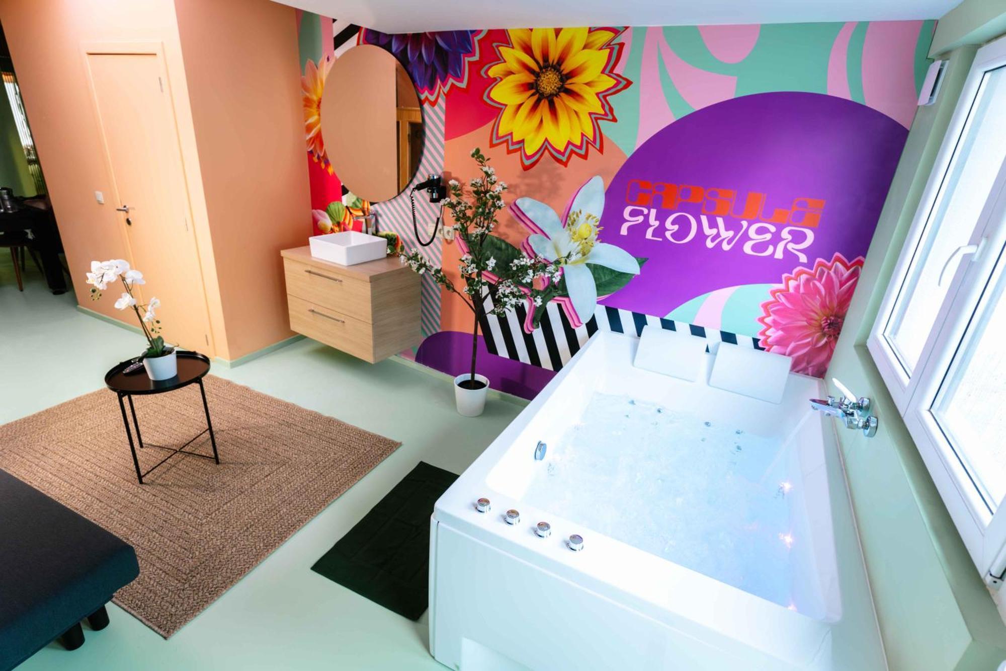 Capsule Flower - Balneo - Cinema - Billard - Nintendo Switch - Mons Centre エクステリア 写真